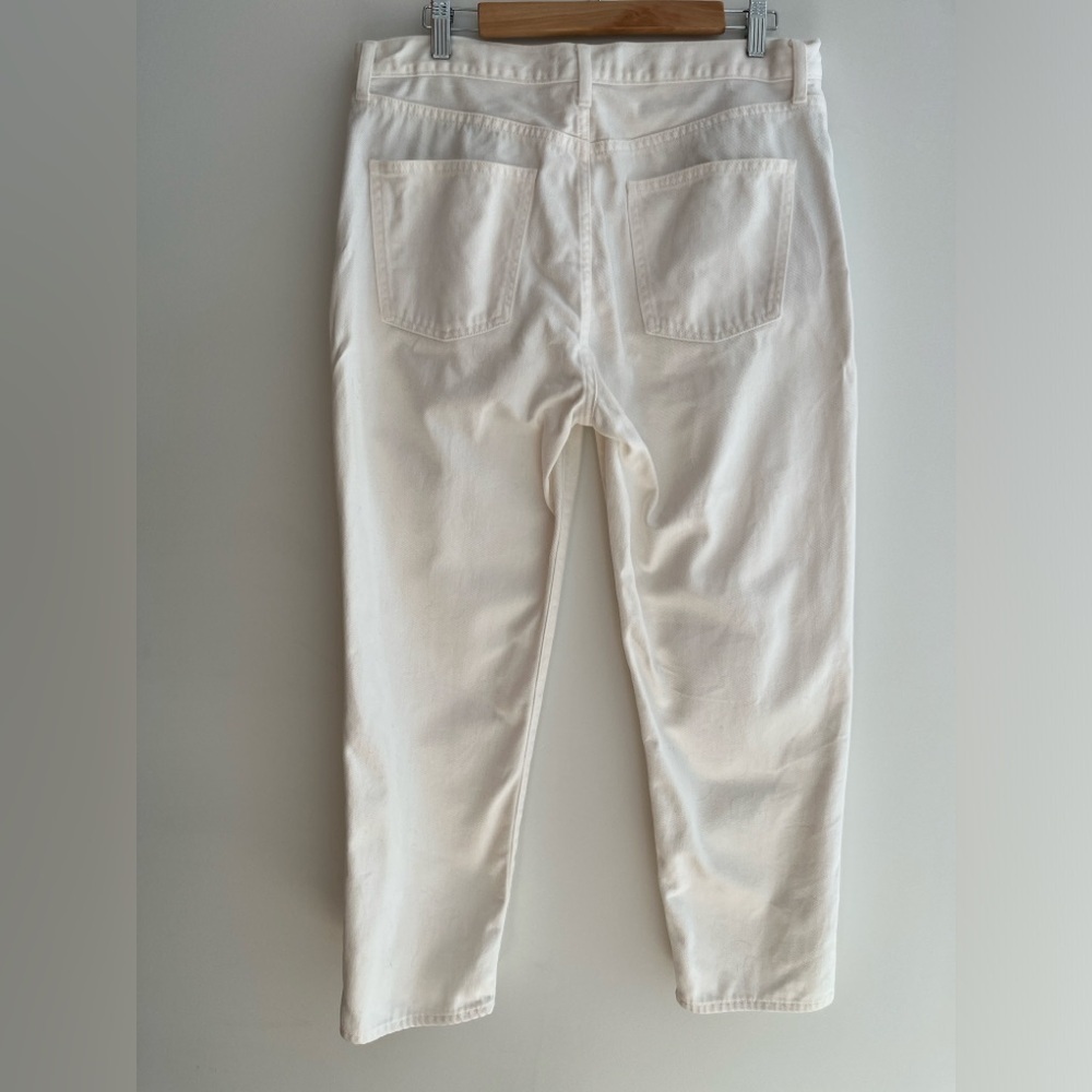 UNIQLO Relaxed Fit Tapered Mid Rise Cropped Five Pocket White Jeans 100% Cotton